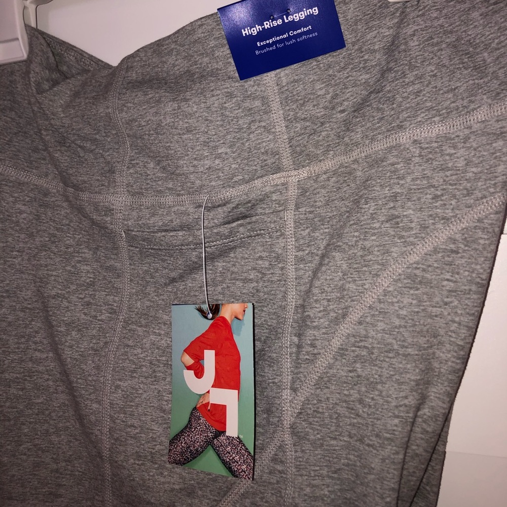 Dove grey hi-rise leggings NWT